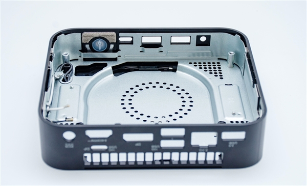阿特拉斯峡谷的继任者!ASUS NUC 14 Elite给商用迷你电脑带来新鲜力量
